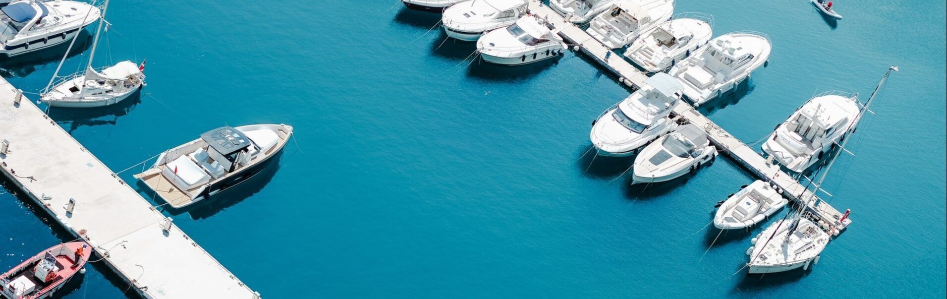 Marine dock station supplies and installation for marinas, harbour, ports