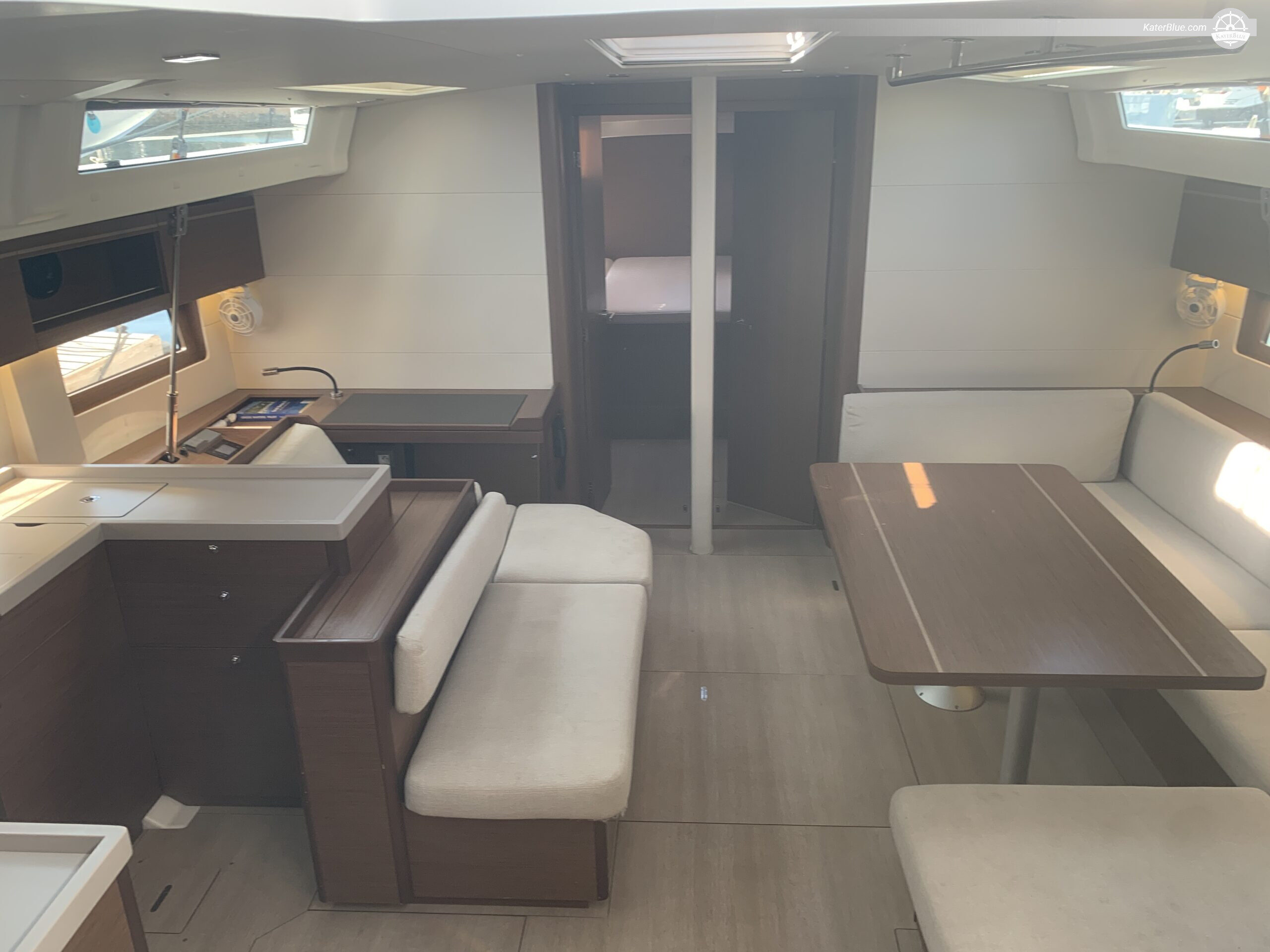 Sailing trip with an exquisite Sailing yacht in Lavrio, Greece