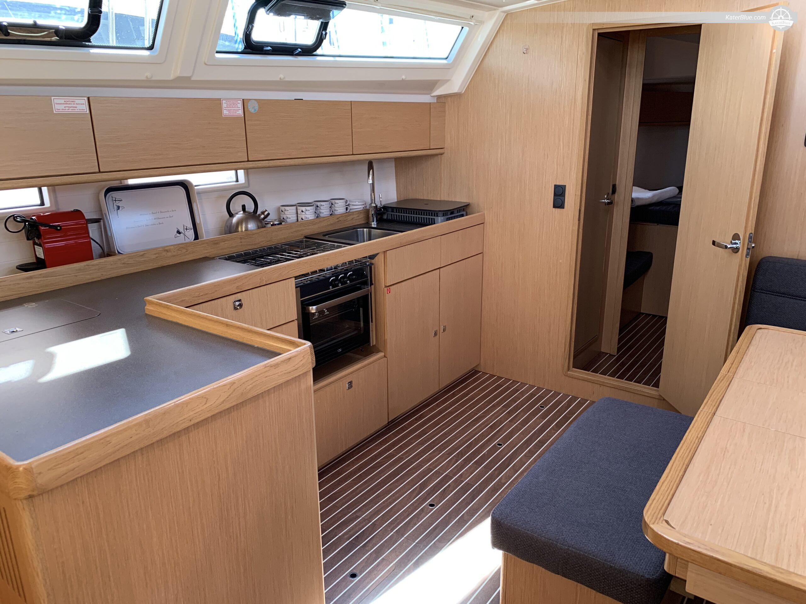 exciting Saling Experience with a wonderful sailing yacht in Lavrio, Greece