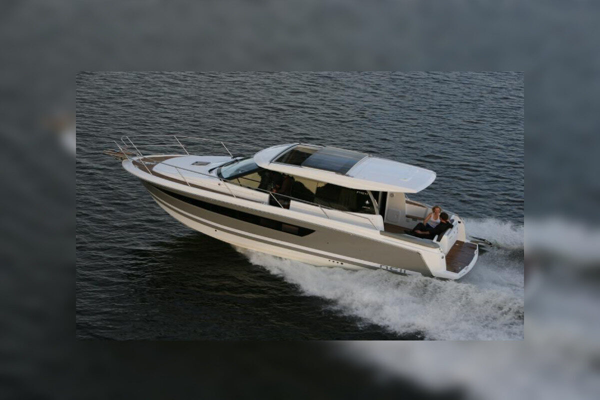Luxury Motor Yacht Day Charter Gzira-Malta