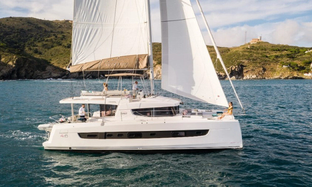 Enjoyable weekly private charter in Alimos, Greece