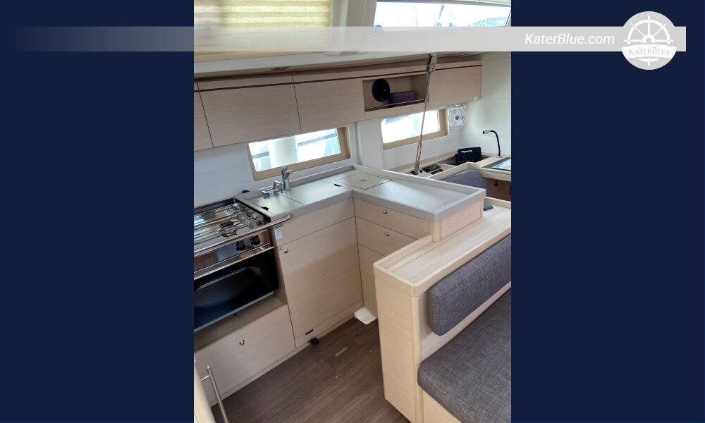 Weekly sailboat charter along Hvar Island coasts Croatia