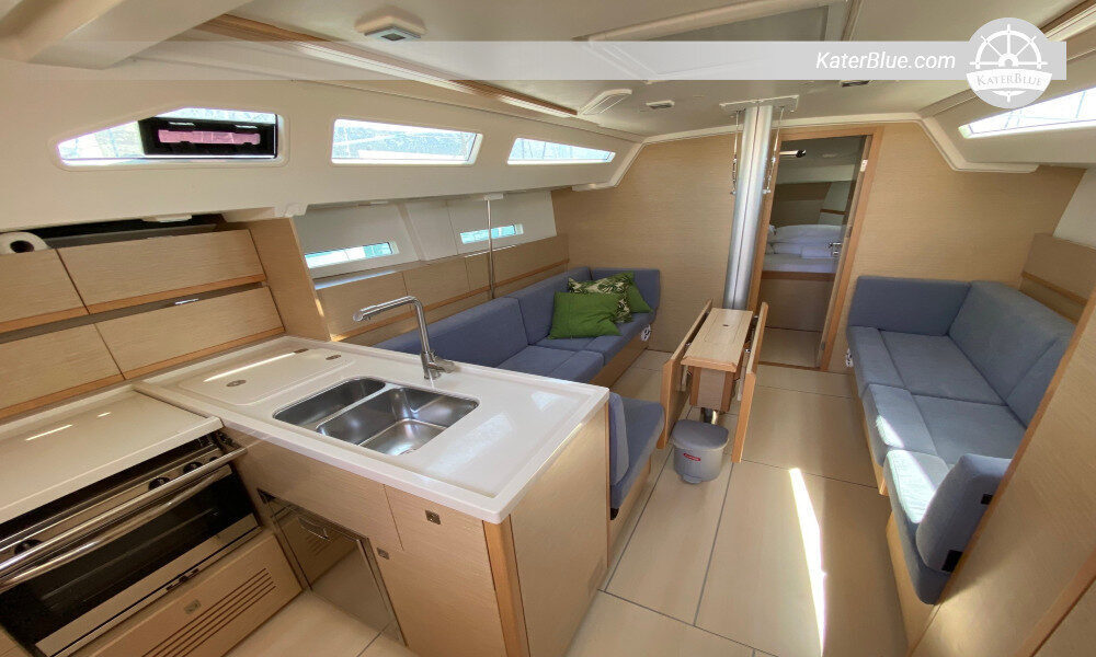 Premium More yacht for weekly charter Hvar-Croatia